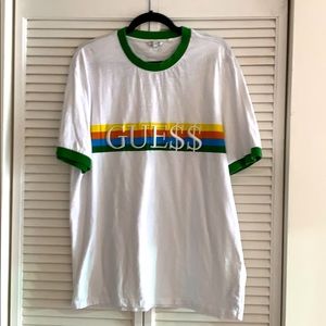 Guess Vintage Men’s T shirt Size Large